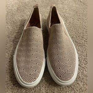 Blowfish Pink/Rose Gold Knit Slip-On Sneakers